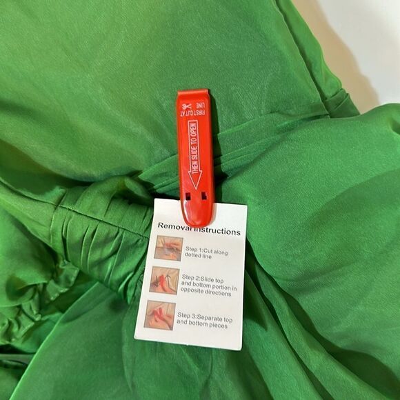 NEW Mac Duggal ruffle trimmed sleeve wrap over flowy emerald gown size 8 - Picture 12 of 14